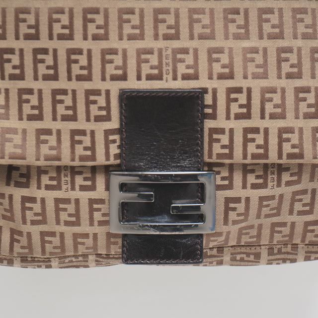 FENDI MAMA BAGUETTE HAND BAG