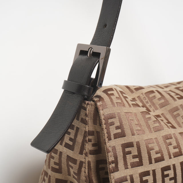 FENDI MAMA BAGUETTE HAND BAG