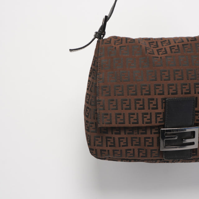 FENDI MAMMA BAGUETTE HAND BAG