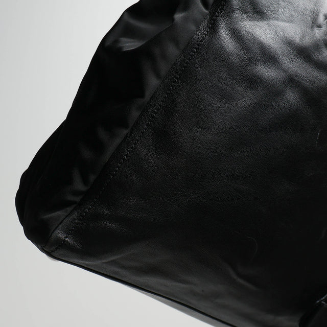 PRADA LEATHER TOTE BAG
