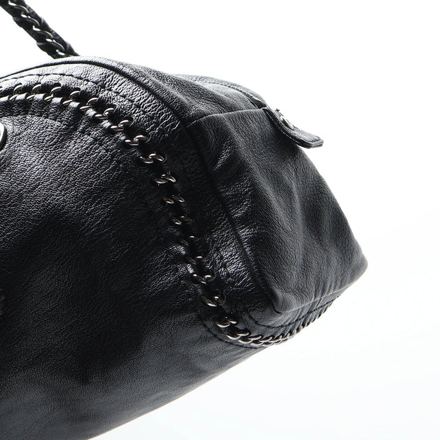 CHANEL LEATHER HAND BAG