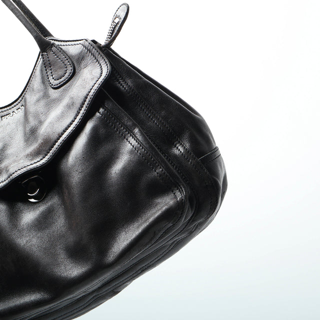 PRADA LEATHER HAND BAG