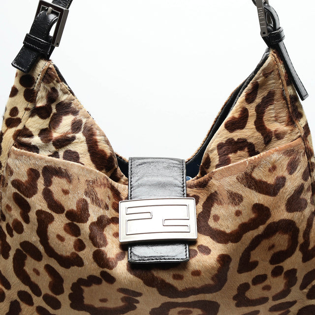 FENDI MAMMA BAGUETTE BAG