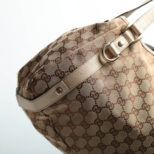 GUCCI ABBEY HAND BAG