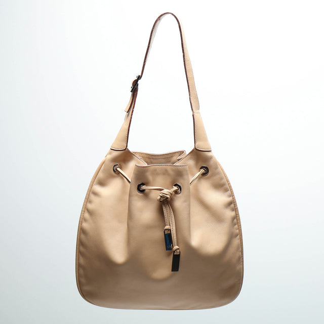 GUCCI LEATHER HAND BAG