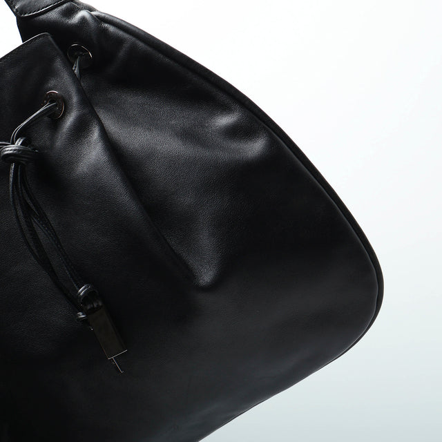 GUCCI LEATHER HAND BAG