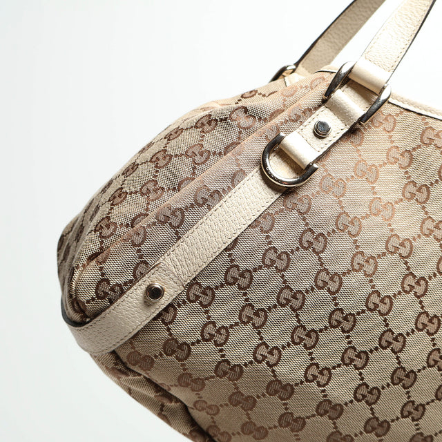 GUCCI ABBEY HAND BAG