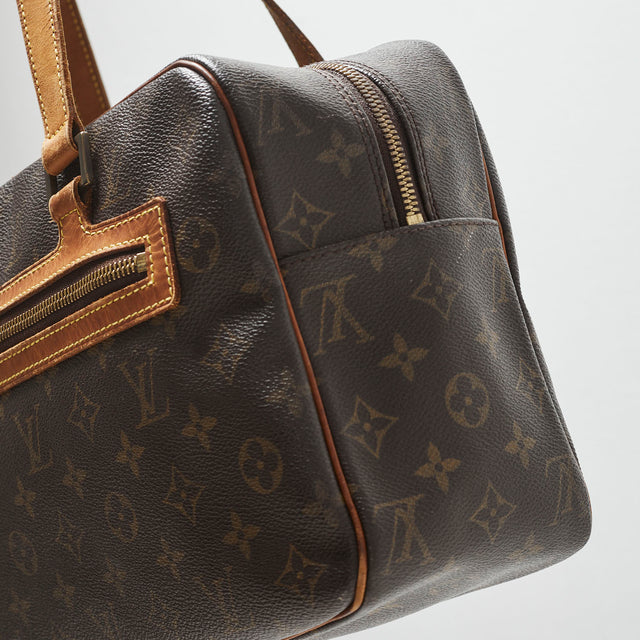 LOUIS VUITTON CITE GM BAG