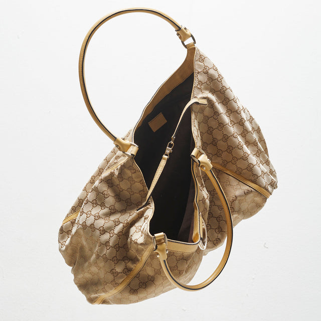 GUCCI ABBEY HAND BAG