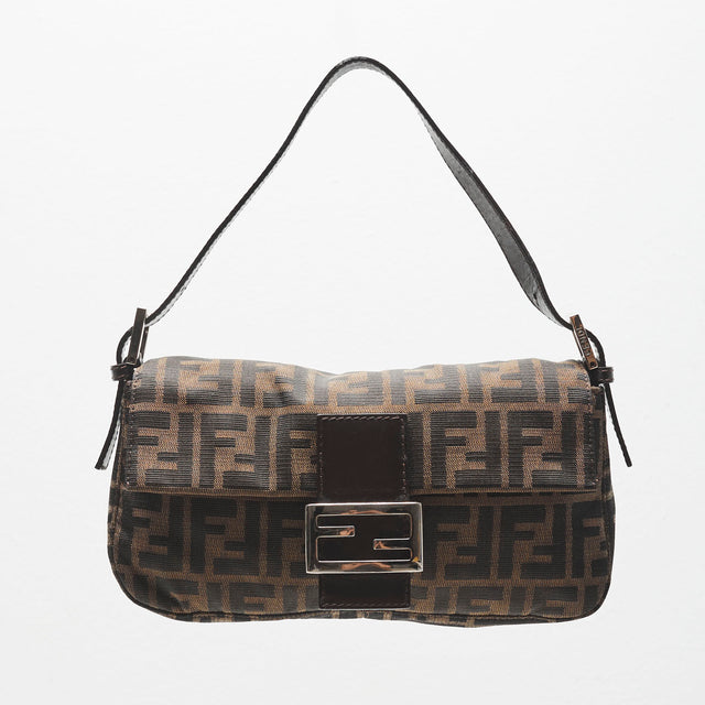 FENDI MAMMA BUCKET BAG