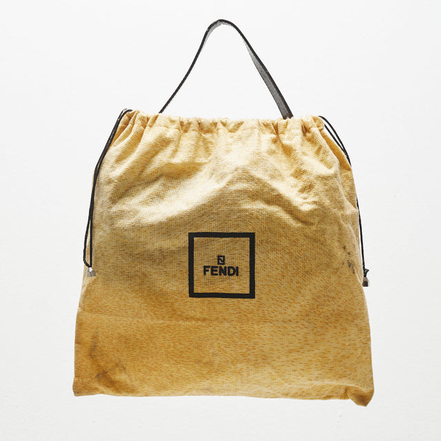 FENDI MAMMA BUCKET BAG
