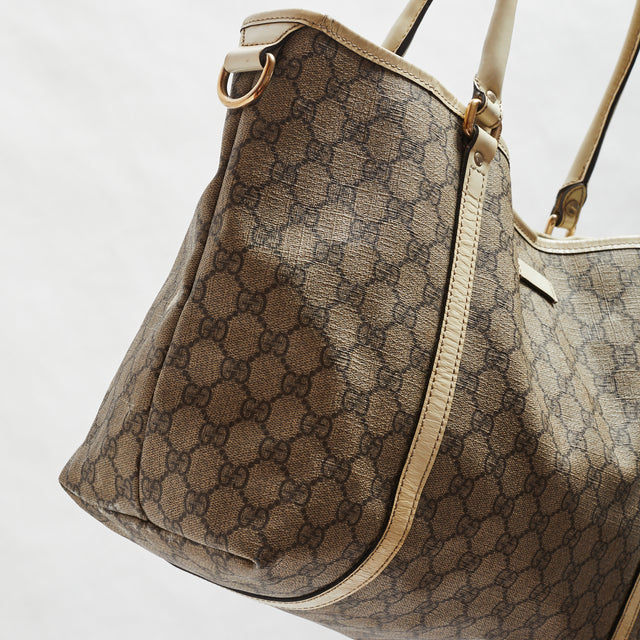 GUCCI MONOGRAM HAND BAG