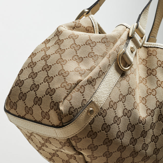 GUCCI ABBEY HAND BAG