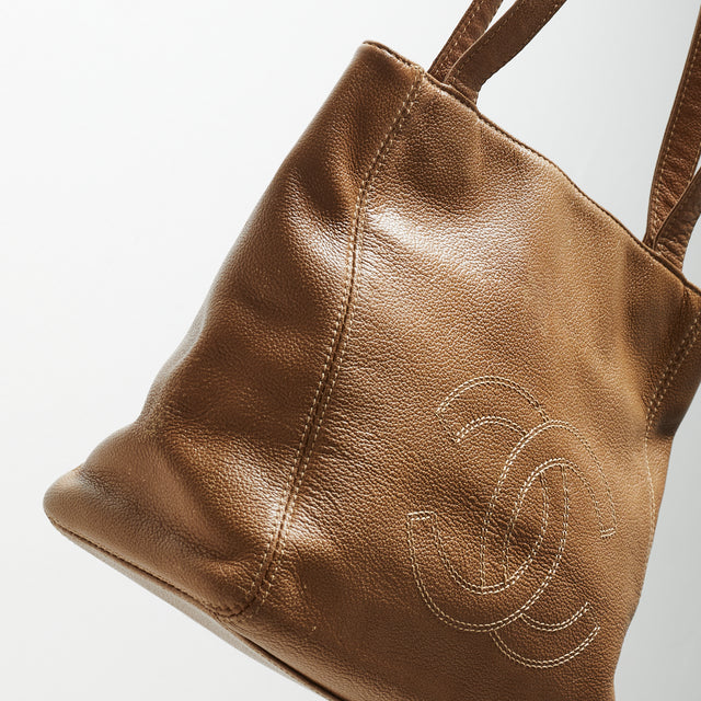 CHANEL COCO MARK HAND BAG