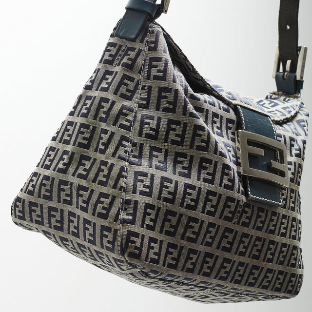FENDI MAMMA BAGUETTE BAG