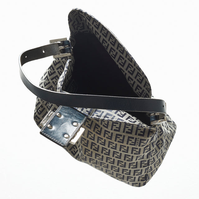 FENDI MAMMA BAGUETTE BAG