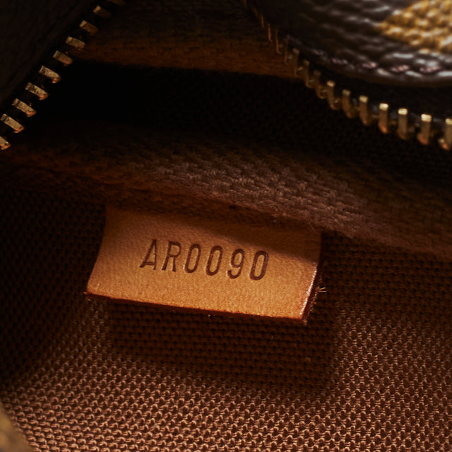 LOUIS VUITTON POCHETTE ACCESSOIRES BAG