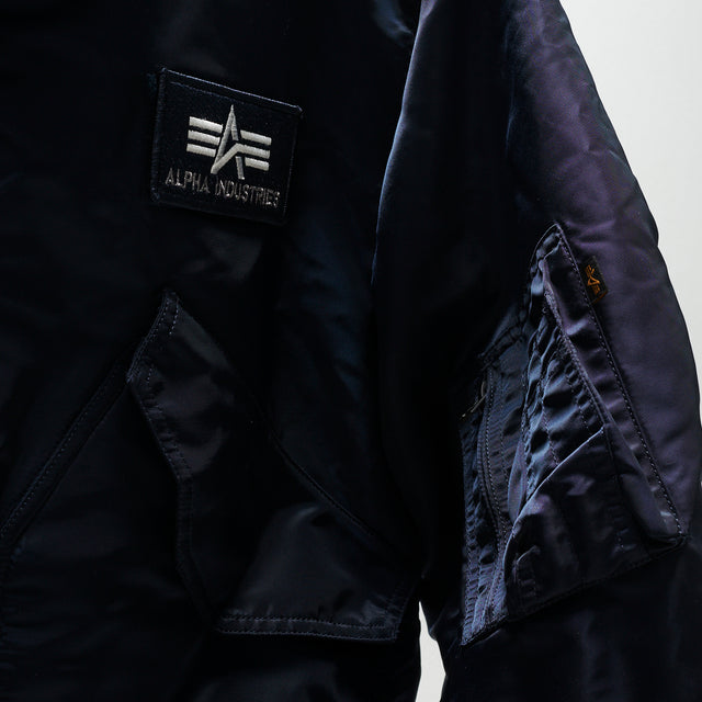90'S ALPHA INDUSTRIES BOMBER JACKET