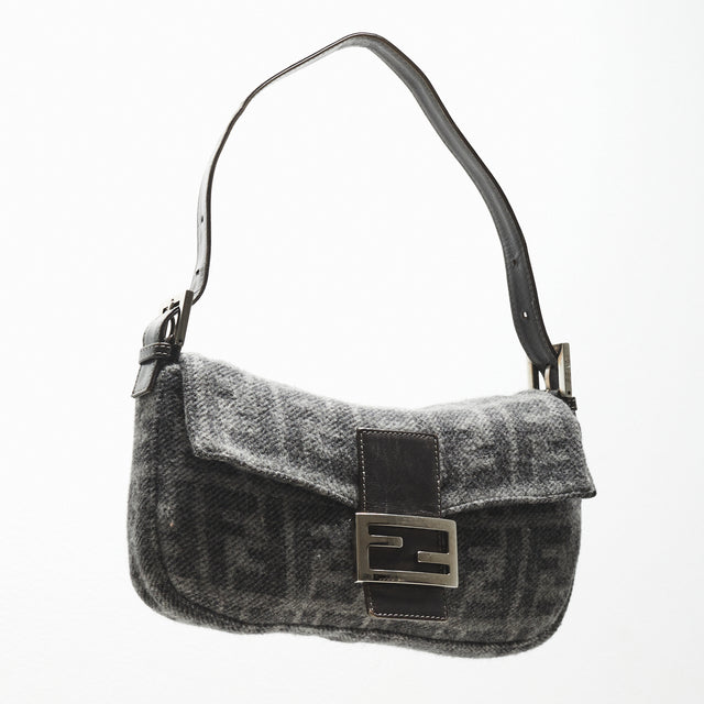 FENDI WOOL BAGUETTE BAG