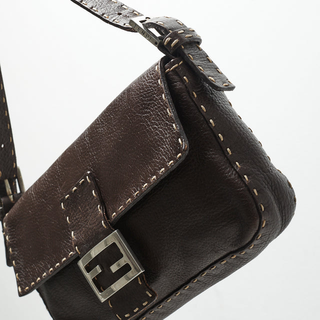 FENDI SELLERIA BAGUETTE BAG