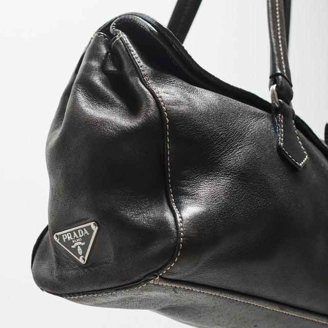 PRADA LEATHER HAND BAG