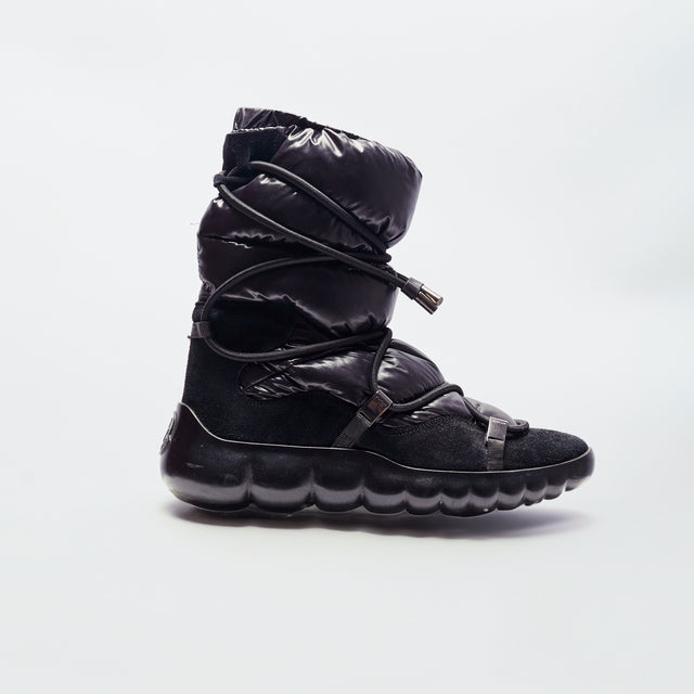 MONCLER SNOW BOOTS