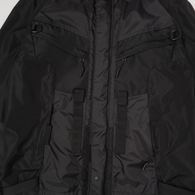 COMME DES GARCONS X THE NORTH FACE WINDBREAKER