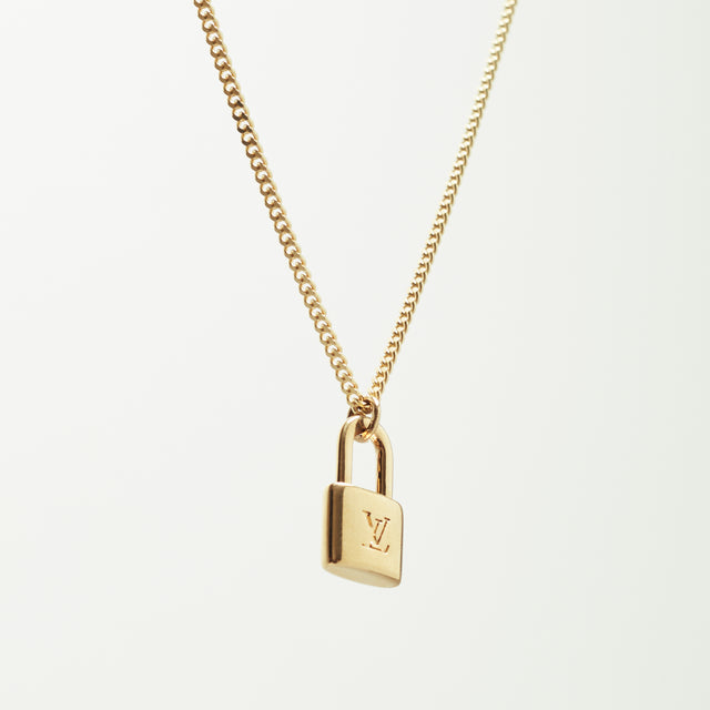 LOUIS VUITTON NECKLACE