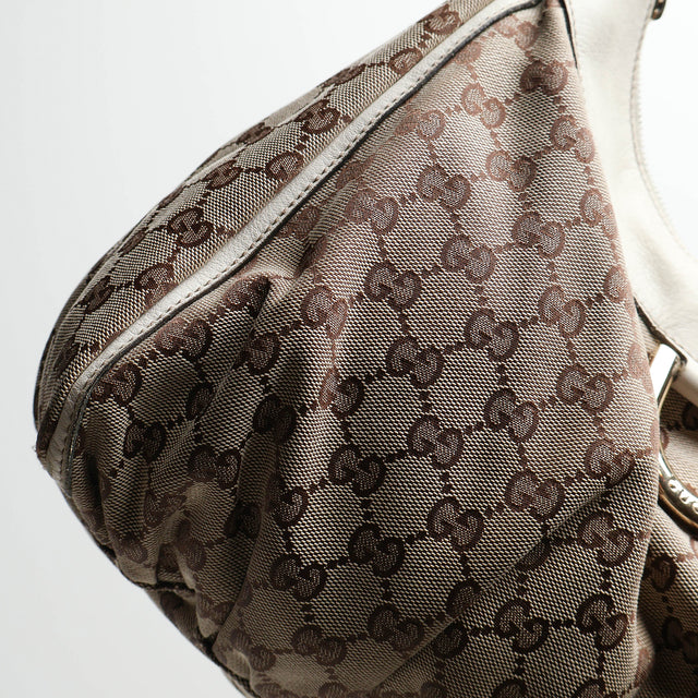 GUCCI ABBEY HAND BAG