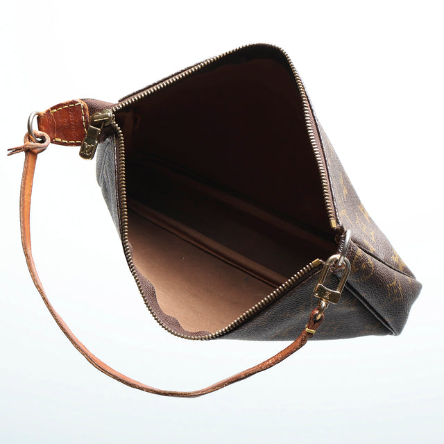 LOUIS VUITTON POCHETTE ACCESSOIRES