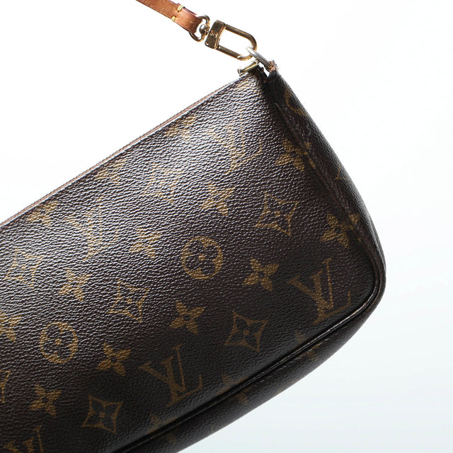 LOUIS VUITTON POCHETTE ACCESSOIRE