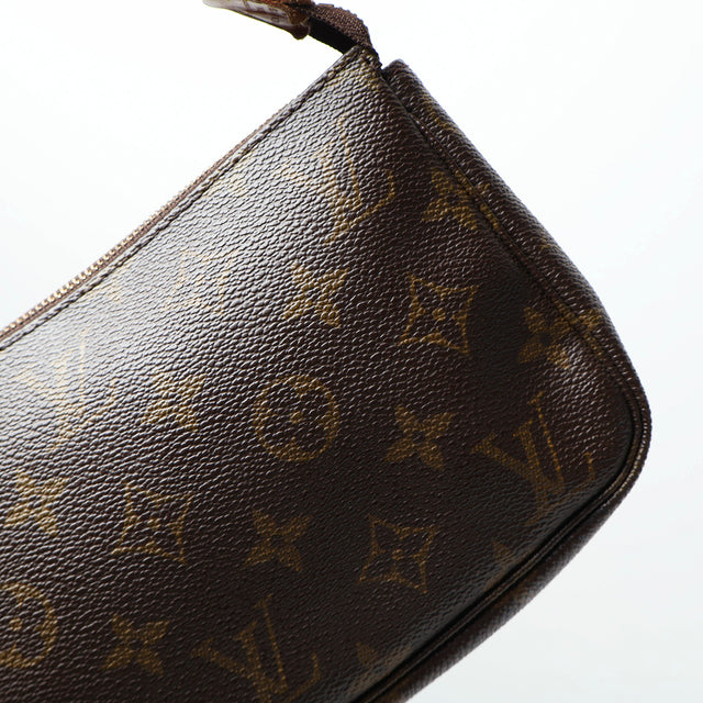 LOUIS VUITTON POCHETTE ACCESSOIRES