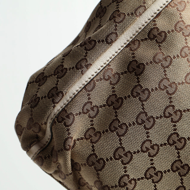 GUCCI ABBEY HAND BAG