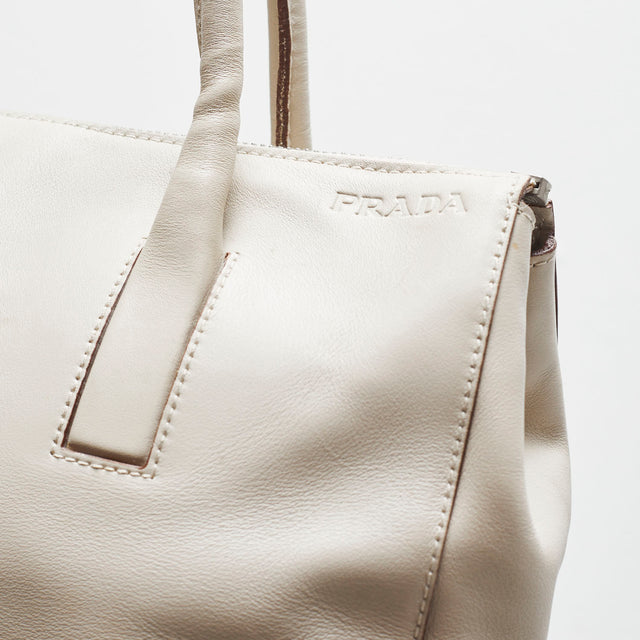 PRADA LEATHER HAND BAG