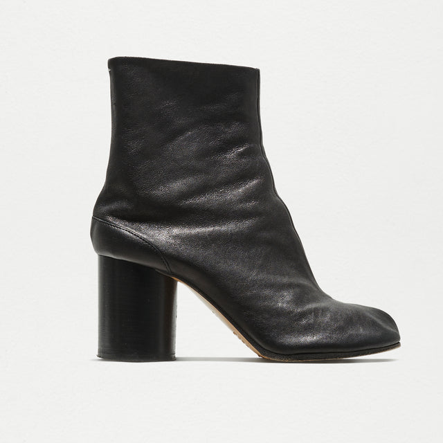 MAISON MARGIELA TABI BOOTS