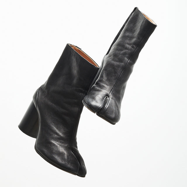 MAISON MARGIELA TABI BOOTS