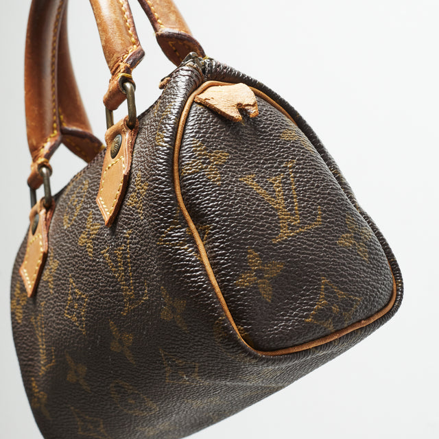 LOUIS VUITTON NANO SPEEDY