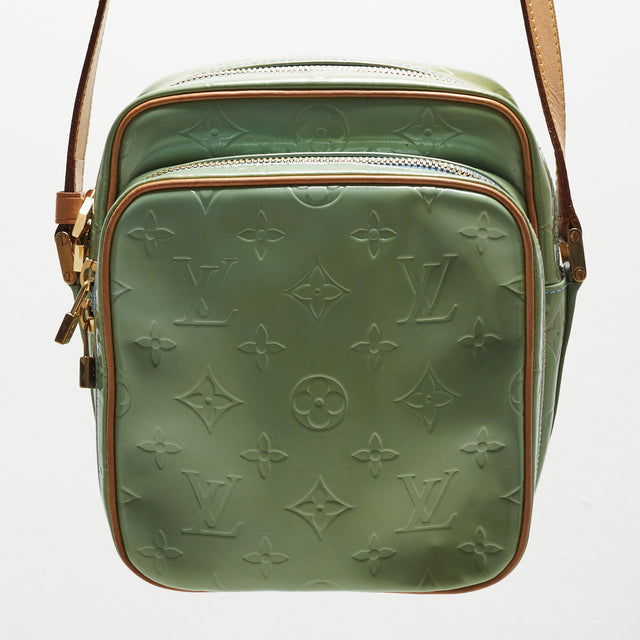 LOUIS VUITTON VERNIS SHOULDER BAG