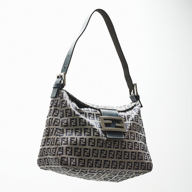 FENDI MAMMA BAGUETTE BAG