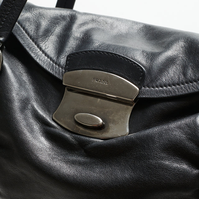 PRADA LEATHER HAND BAG
