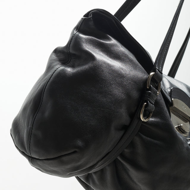 PRADA LEATHER HAND BAG