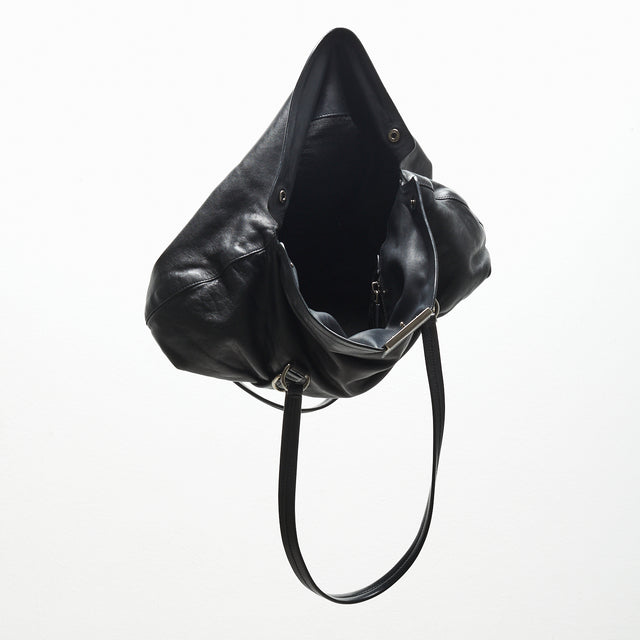 PRADA LEATHER HAND BAG