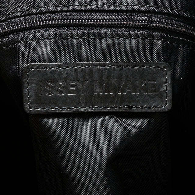 ISSEY MIYAKE NYLON HAND BAG