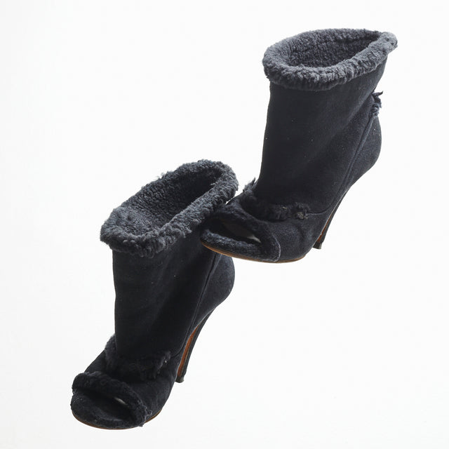 MAISON MARGIELA FUR HEELS