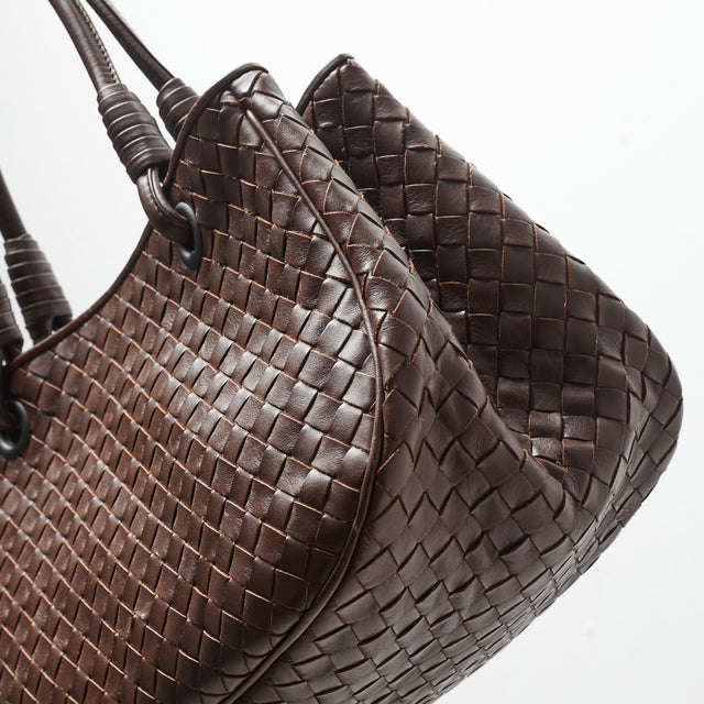 BOTTEGA VENETA LEATHER HAND BAG