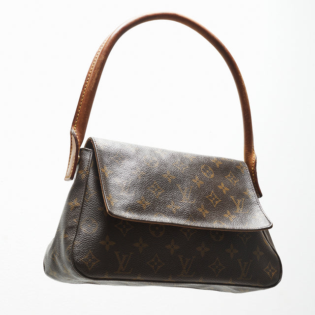 LOUIS VUITTON LOOPING MM BAG