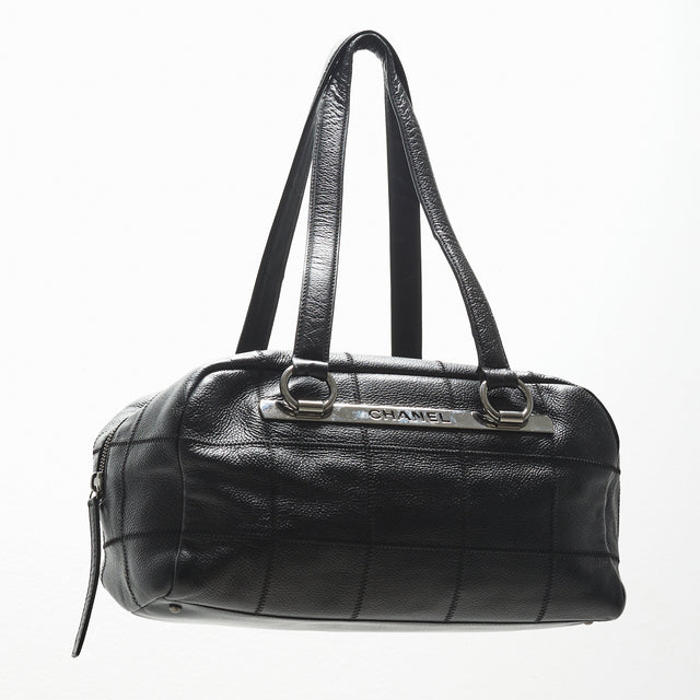 CHANEL CHOCOLATE BAR CAVIAR LEATHER HAND BAG