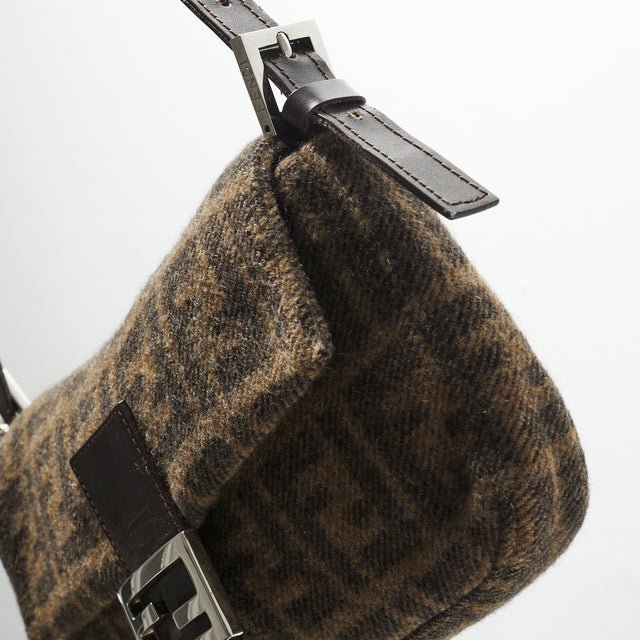 FENDI WOOL BAGUETTE BAG