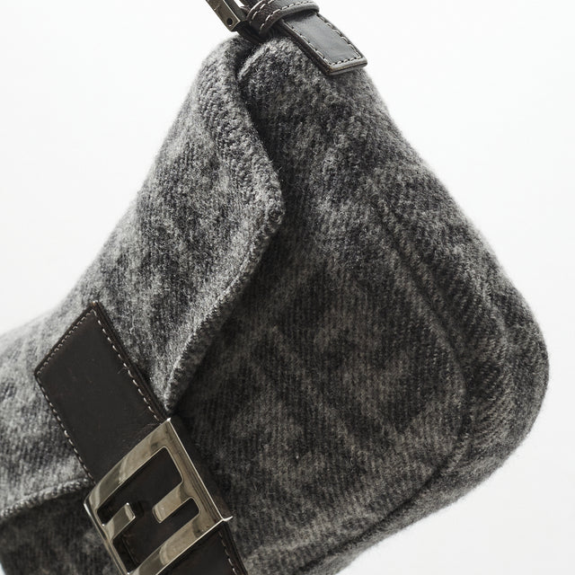 FENDI WOOL BAGUETTE BAG