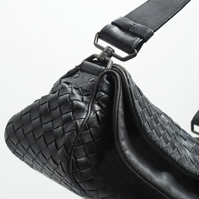 BOTTEGA VENETA LEATHER FLAP BAG